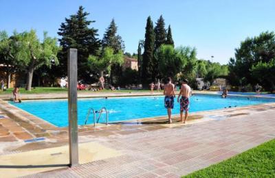 Hotel amb accés gratuït a la piscina de Falset