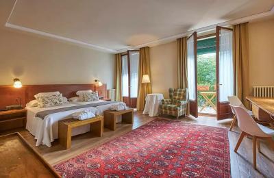 hotel balcon falset